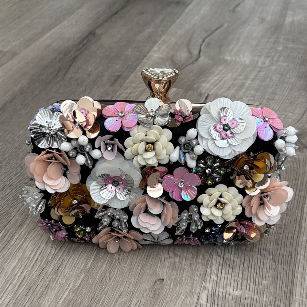 Floral Embellished Clutch